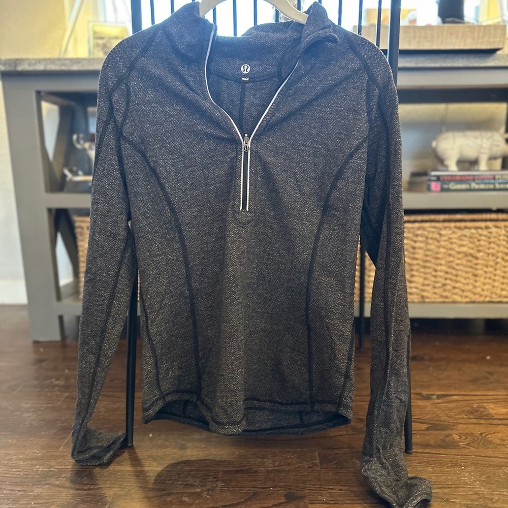 Side 8 Lululemon quarter zip herringbone long sleeve top
